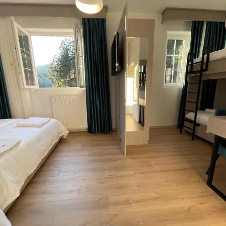 Sh & Sh מלון Puke