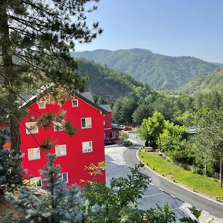 Hotel Sh & Sh